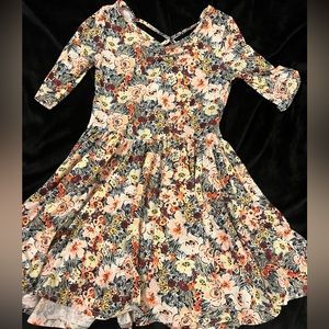 Dot dot smile super soft twirly dress size 5/6